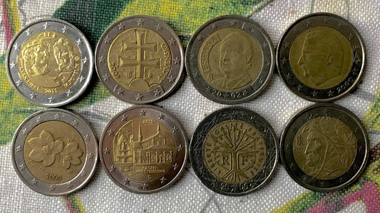 Les pièces de 2 euros : petites par la taille, grandes par la valeur